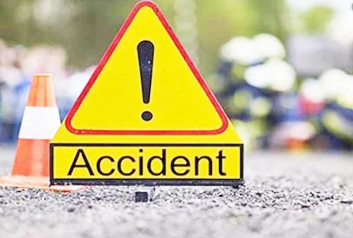 ट्रकको ठक्करबाट सुर्खेत चौकुनेका एकै परिवारका ५ जनाको मृत्यु